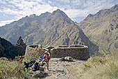 Inca Trail, Runcuracay ruins